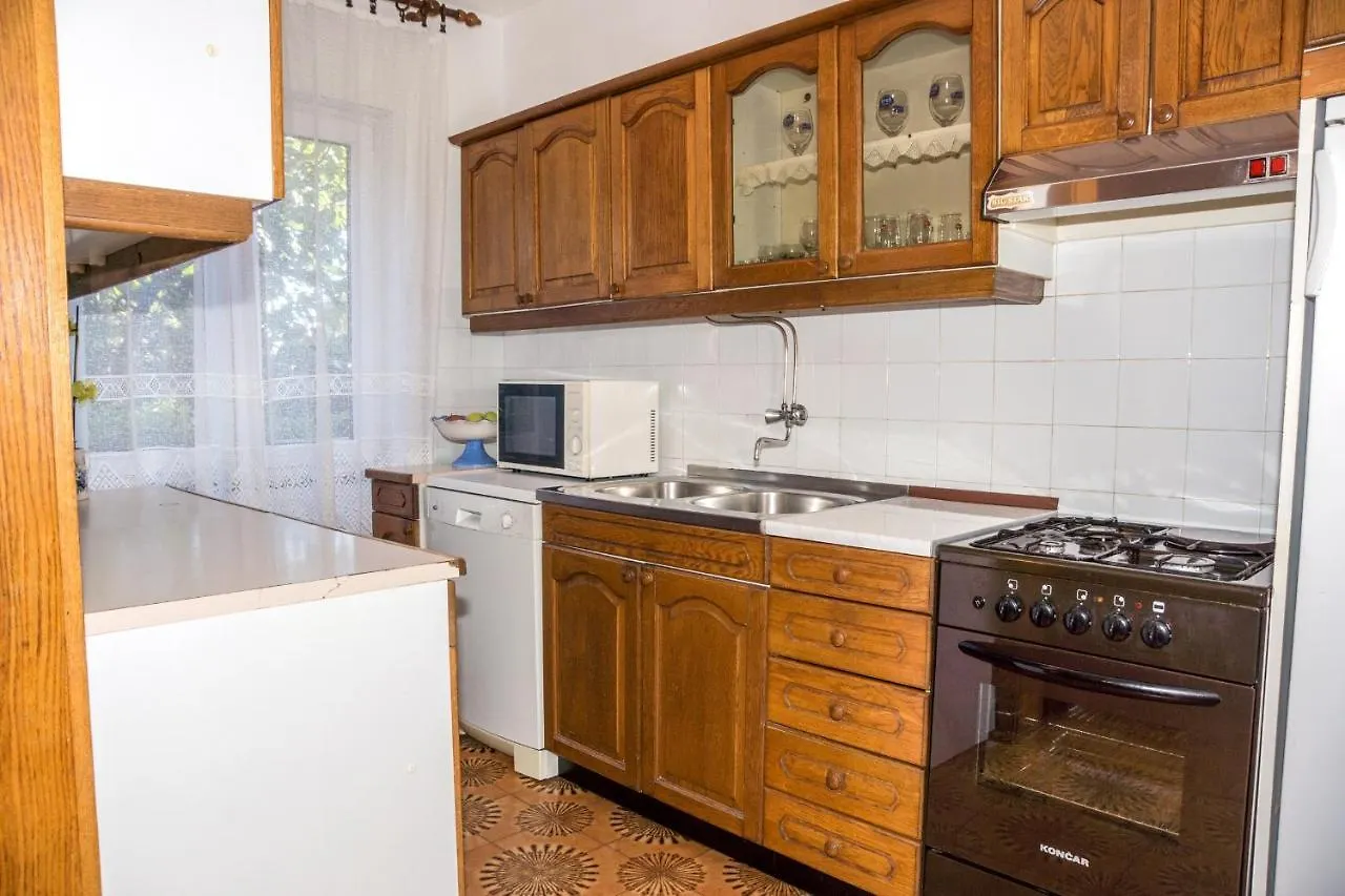 Apartments With Wifi Novi Vinodolski - 5483 Croatia
